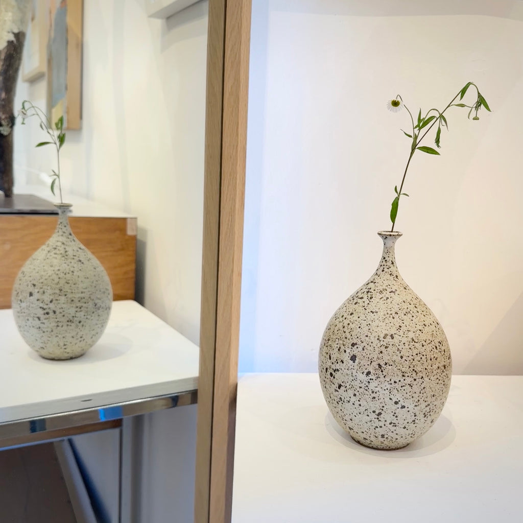 Dana Chieco / Ceramics / Vase / Bottleneck No 35