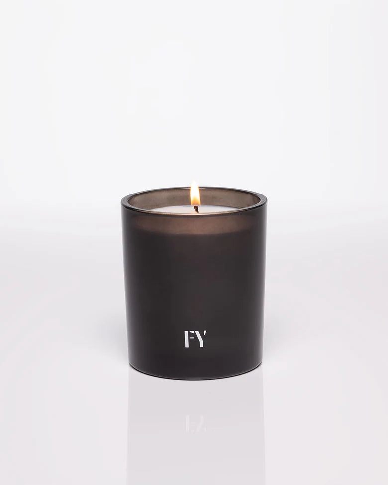 Hand poured Terre candle in 10oz glass vessel