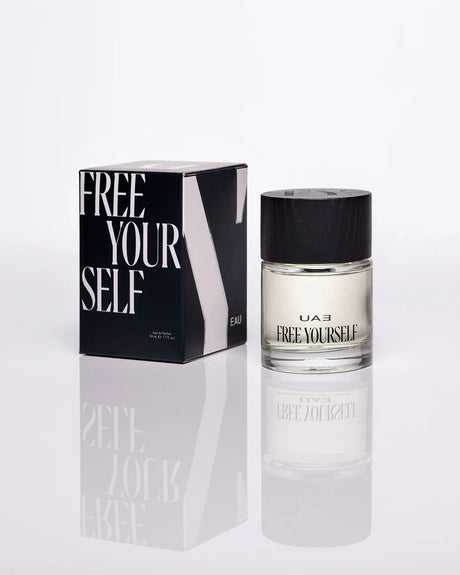 EAU perfume is a multi-dimensional melody of grapefruit, pink pepper, gardenia and aquatic nuances