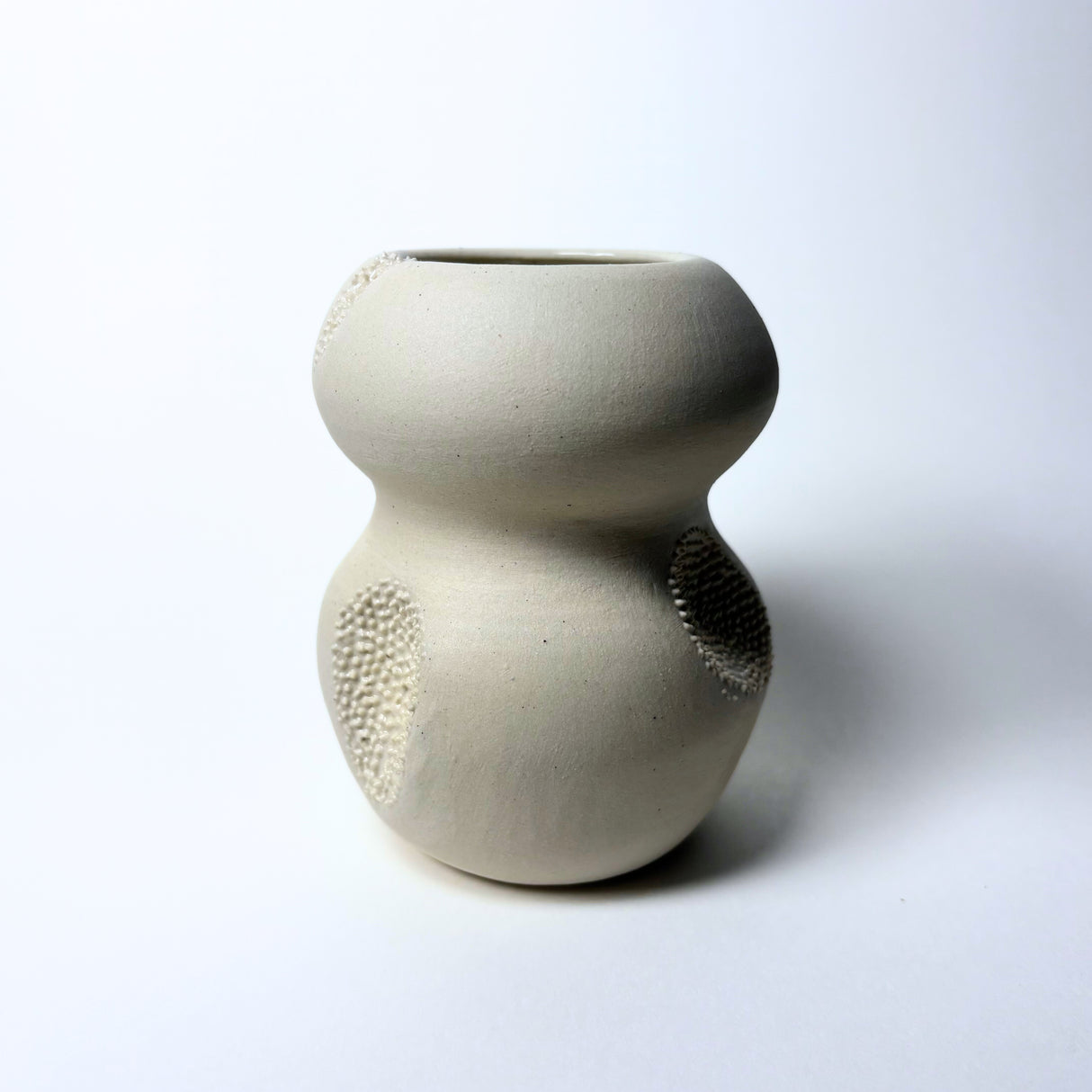 Avigail Remak / Ceramics / Vase / Geode