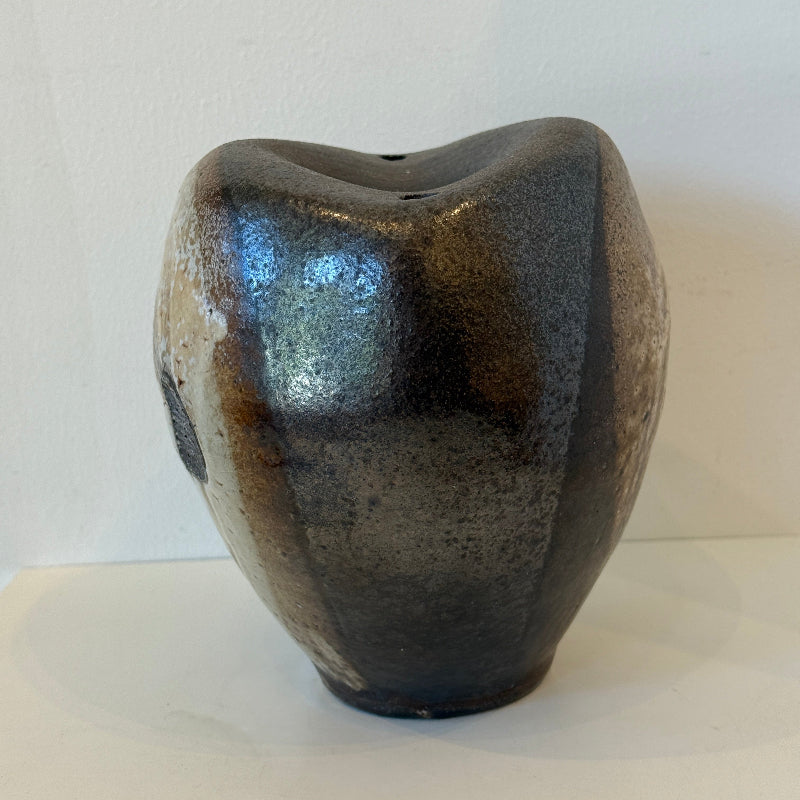 Ian Hazard Bill / Ceramics / Vase / Double Side