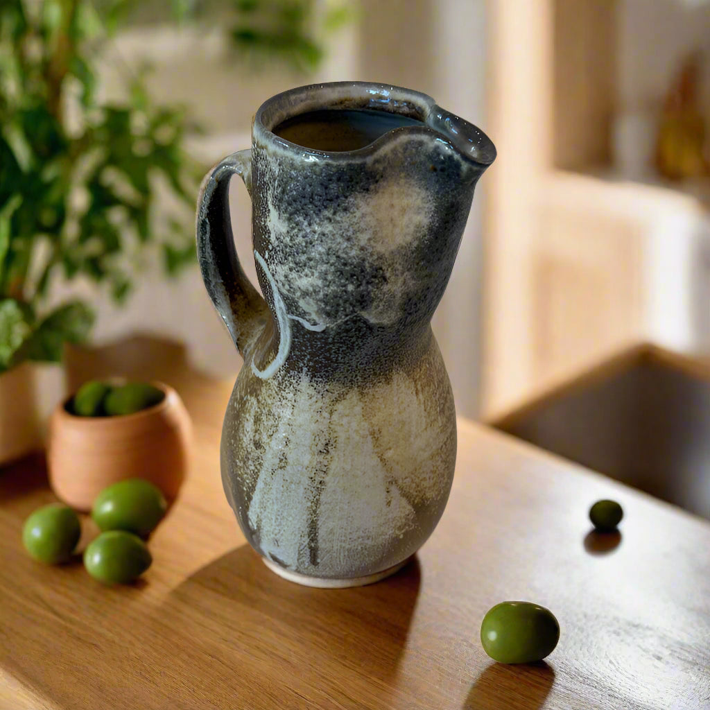 Ian Hazard Bill / Ceramics / Vase / Pitcher Vase