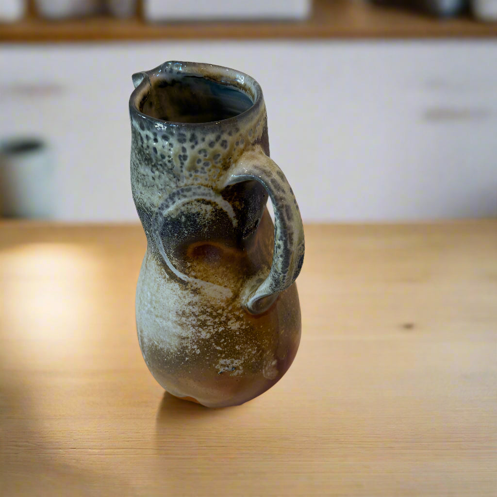 Ian Hazard Bill / Ceramics / Vase / Pitcher Vase