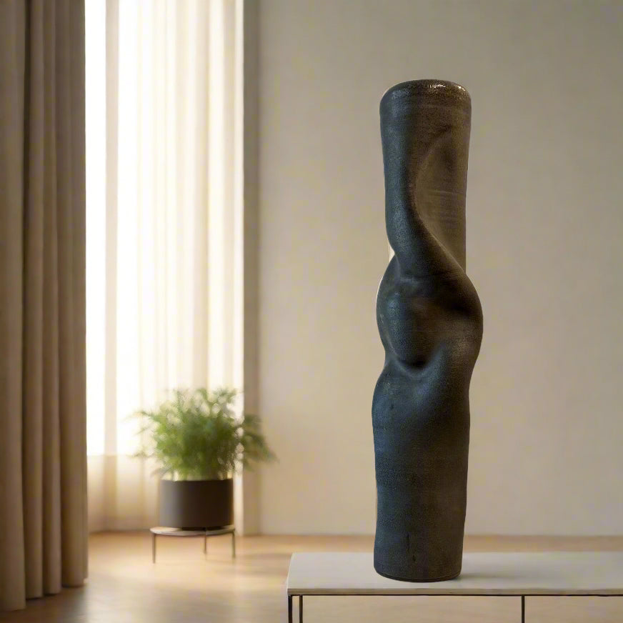 Ian Hazard Bill / Ceramics / Vase / Gesture Vase XXL