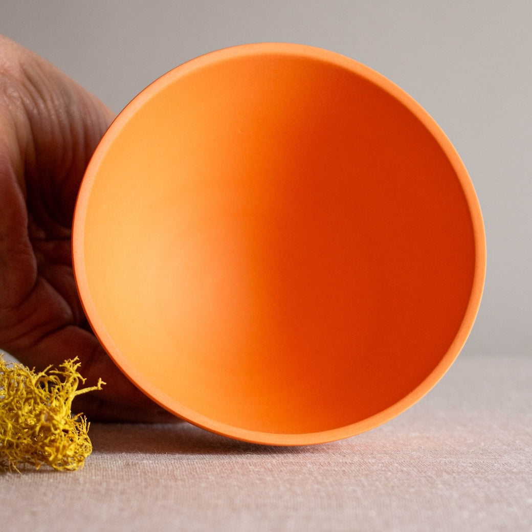 Lisa Fleming / Ceramics / Porcelain / Orange Objects