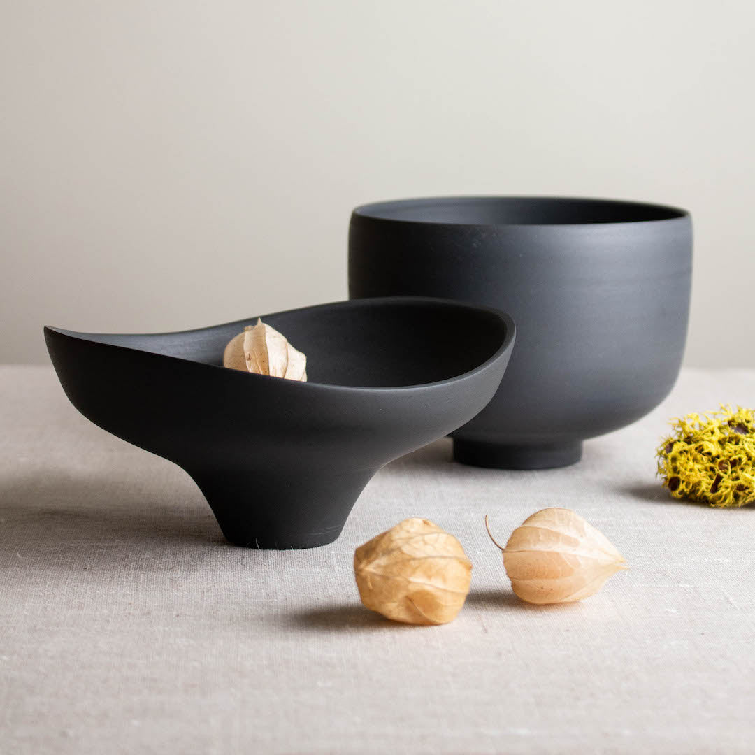 Lisa Fleming / Ceramics / Porcelain / Black Objects