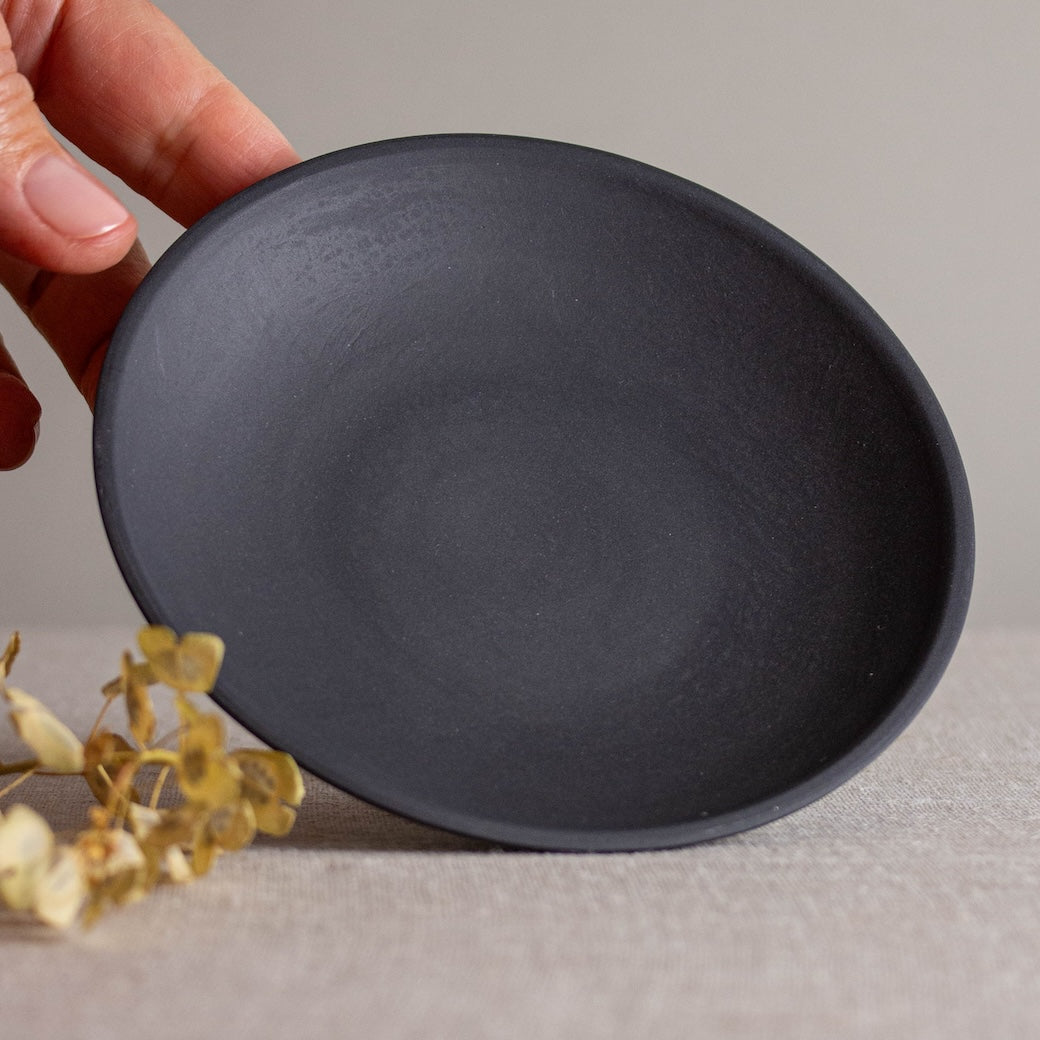 Lisa Fleming / Ceramics / Porcelain / Black Objects