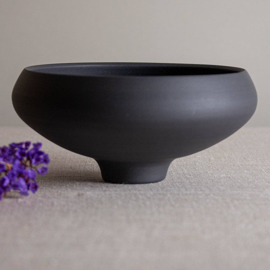 Lisa Fleming / Ceramics / Porcelain / Black Objects