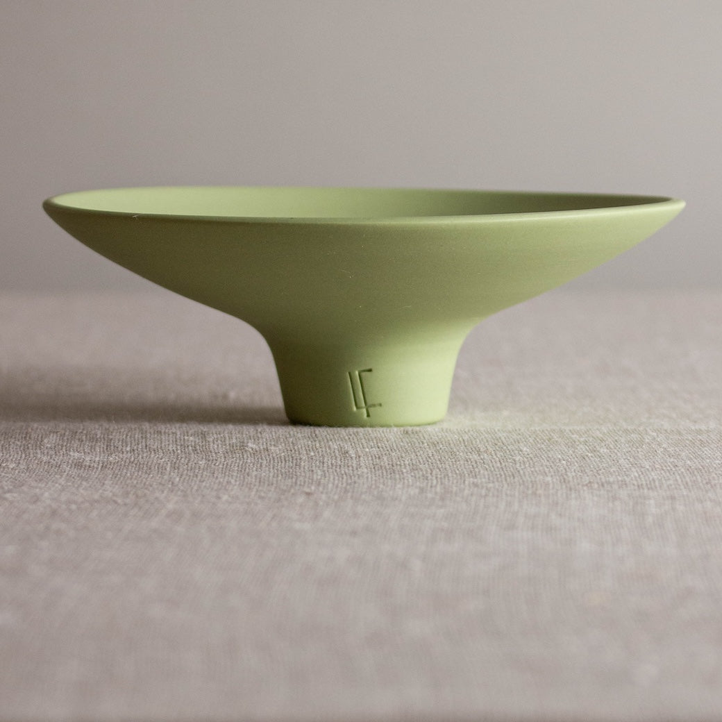 Lisa Fleming / Ceramics / Porcelain / Pea Green Objects
