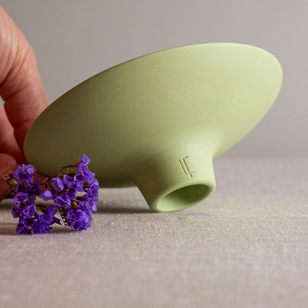 Lisa Fleming / Ceramics / Porcelain / Pea Green Objects