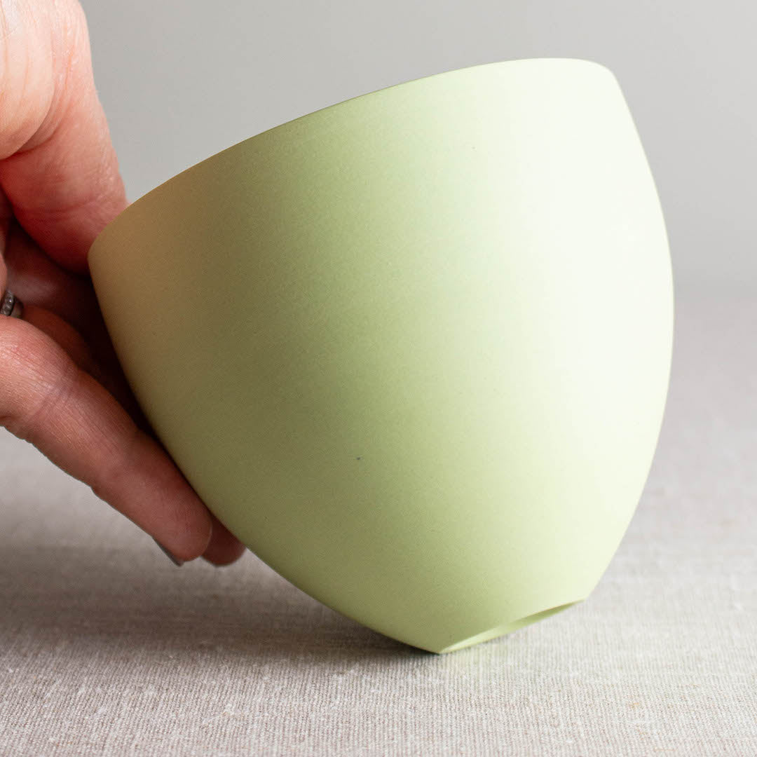 Lisa Fleming / Ceramics / Porcelain / Pea Green Objects