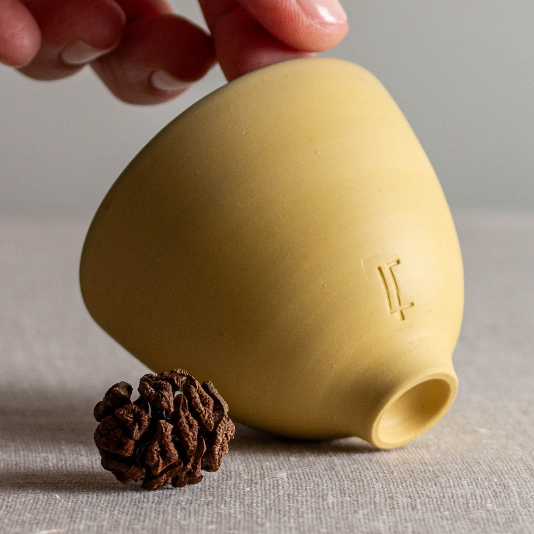 Lisa Fleming / Ceramics / Porcelain / Mustard Objects