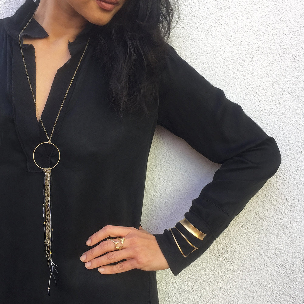 This is one of our fave pieces with its gathering of long chain and Japanese paper.