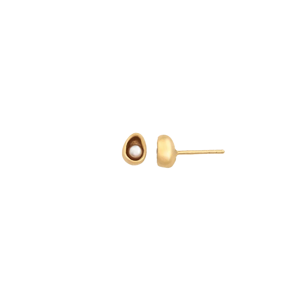 Carina Hardy Tear Drop Pearl Stud Earring in 22K gold vermeil 