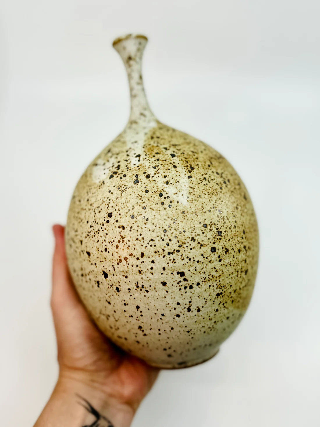 Dana Chieco / Ceramics / Vase / Bottleneck No 37