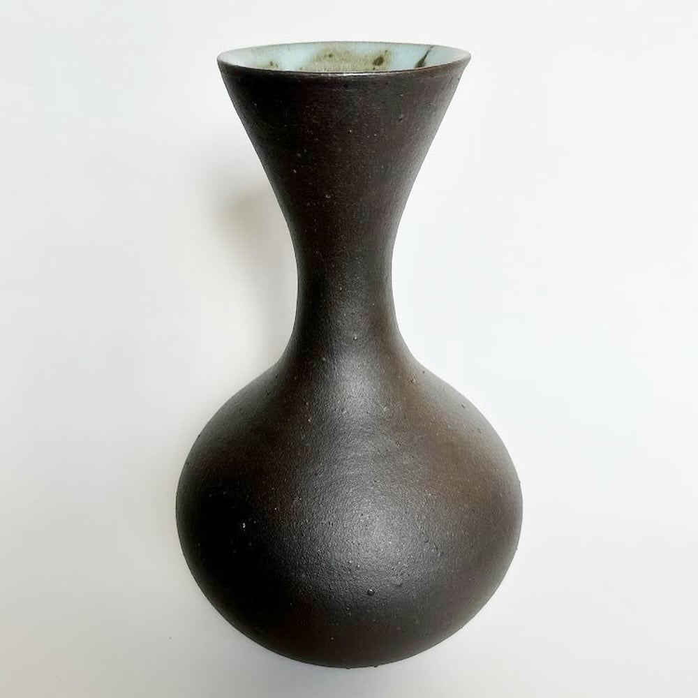 Dana Chieco / Ceramics / Vase / Wide Neck 17