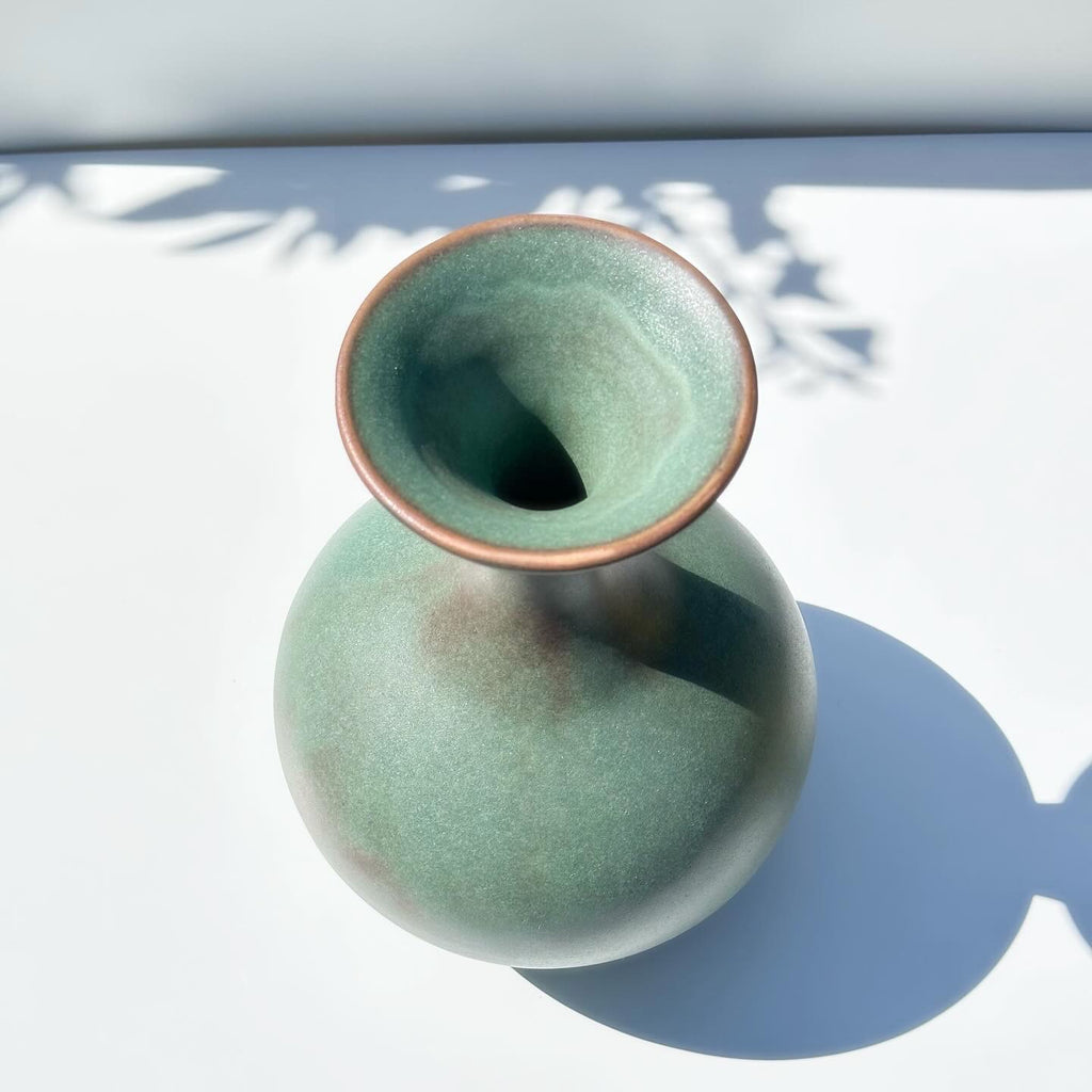 Dana Chieco / Ceramics / Vase / Bottleneck No 52