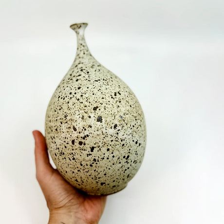 Dana Chieco / Ceramics / Vase / Bottleneck No 35