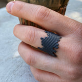 Elina-Peduzzi-Thread-Ring-Oxidized-Silver-hand