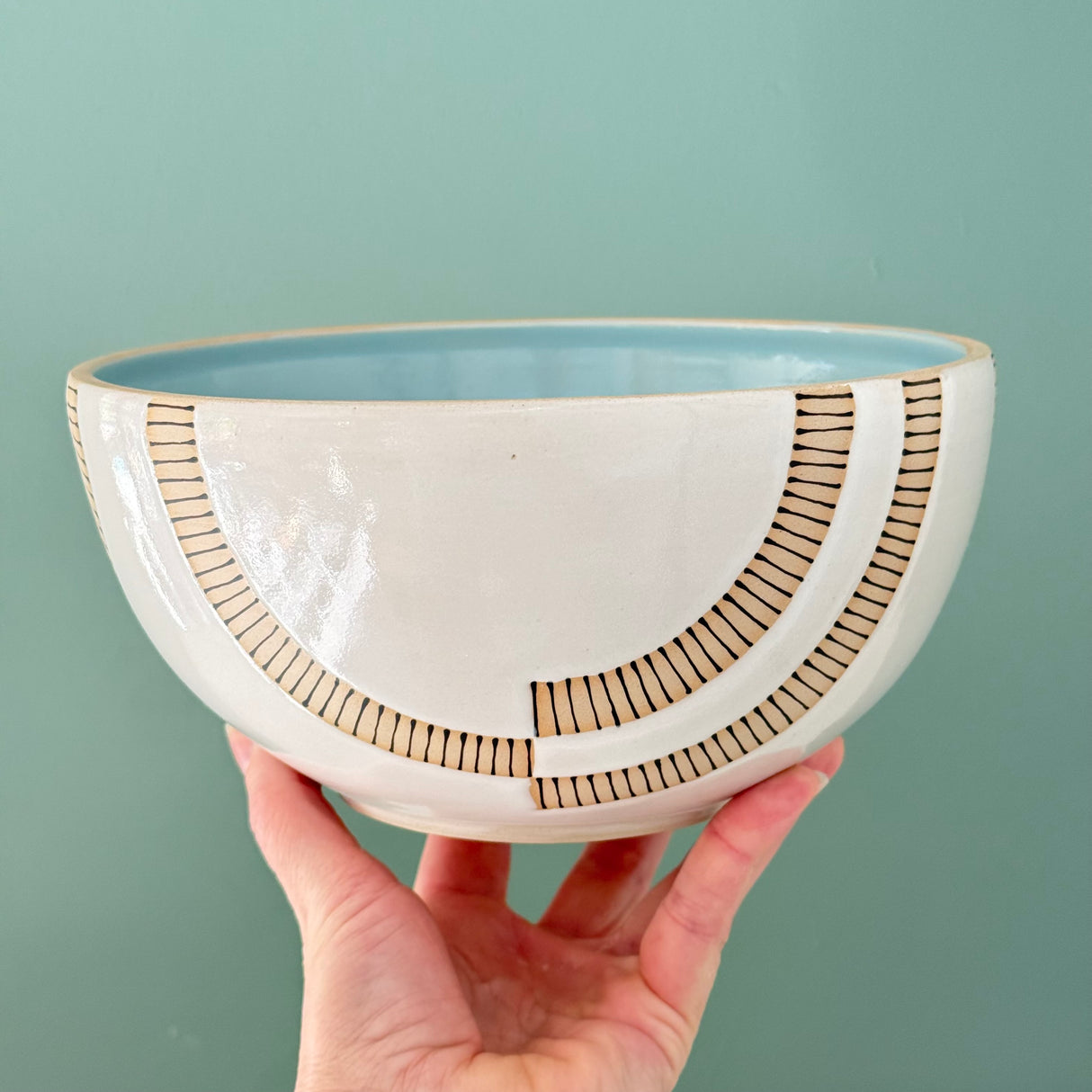 Julems / Ceramics / Bowl / Tracks and Eggshell Glaze