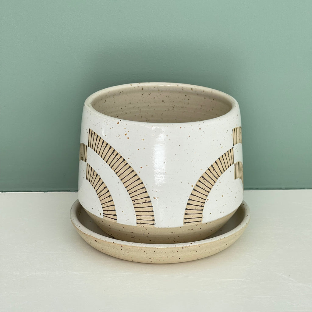 The Netherlands Ceramicist Julems Ceramics planter and saucer design