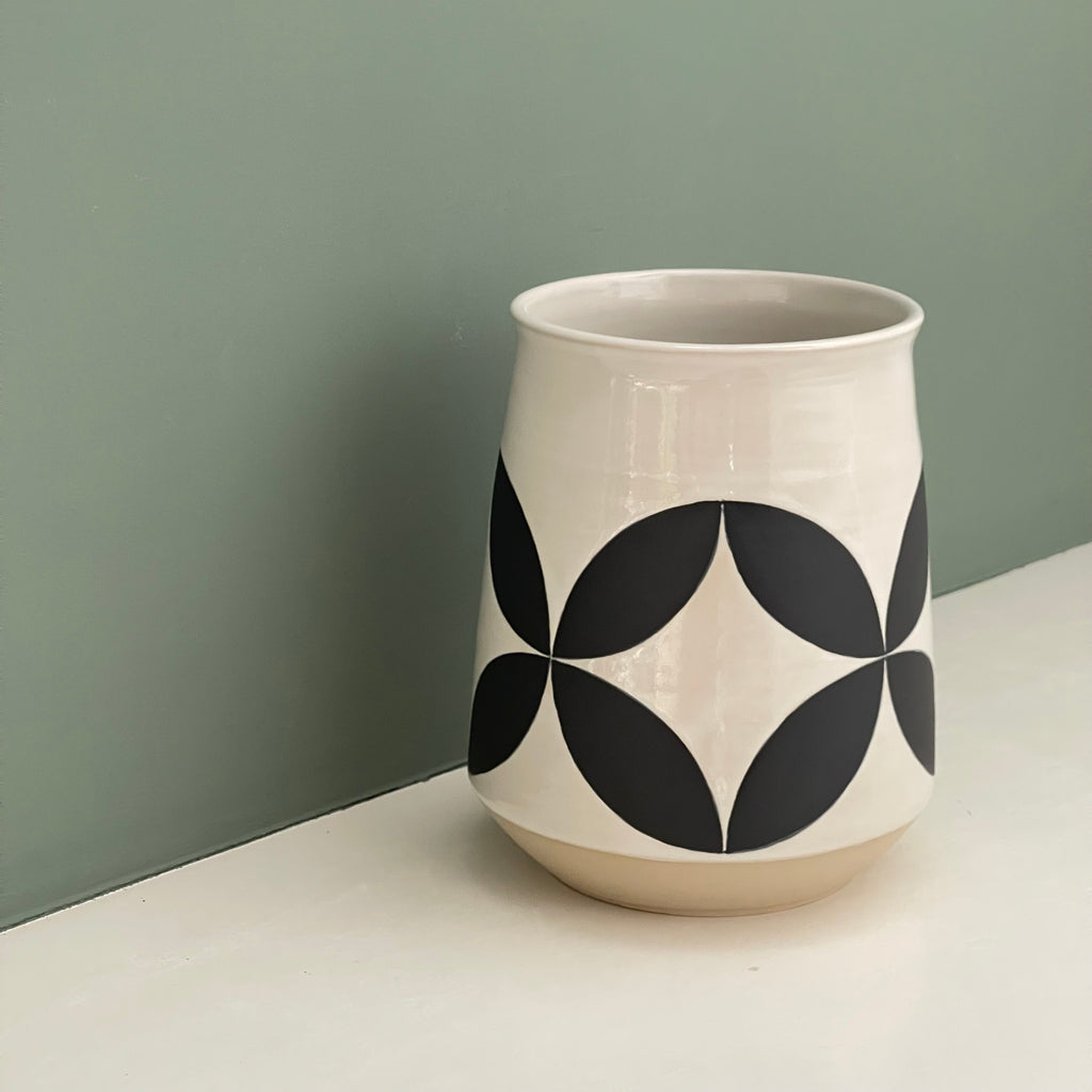 Julems / Ceramics / Vase / Geo Leaves