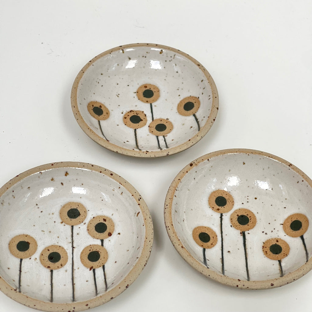 Julems / Ceramics / Small Dish / Flower Buds