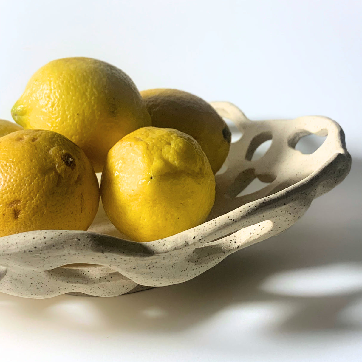 Avigail Remak / Ceramics / Bowl / Shallow Holey